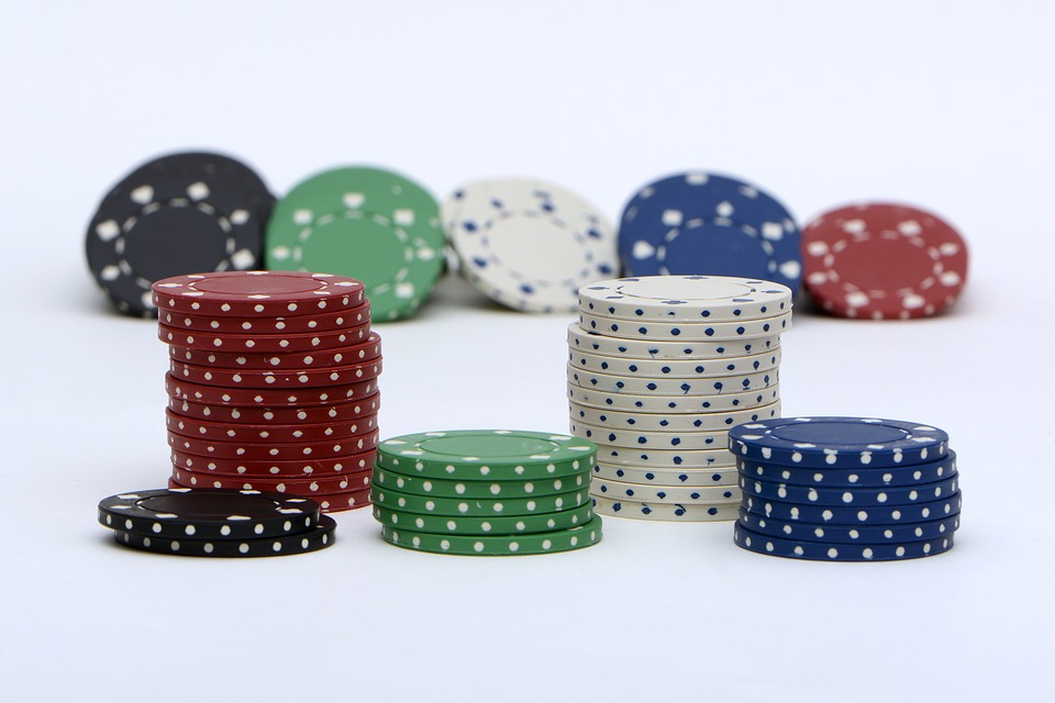 Какие виды азартных игр представлены на Плей Дом play-dom.online 
