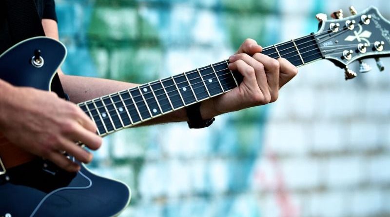 Как использовать гитарные аккорды при желании начать заниматься музыкой