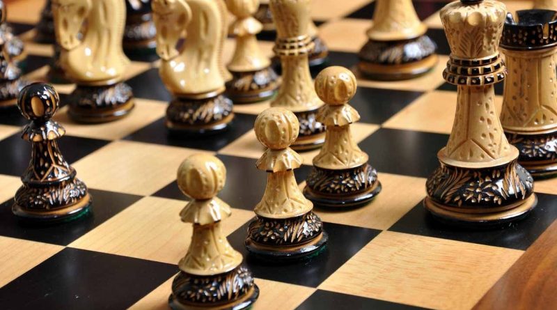 Для кого полезны электронные шахматы и что рекомендует Евгений Громаковский