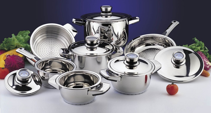 Как подобрать идеальный набор посуды для кухни: советы эксперта о видах, материалах и критериях