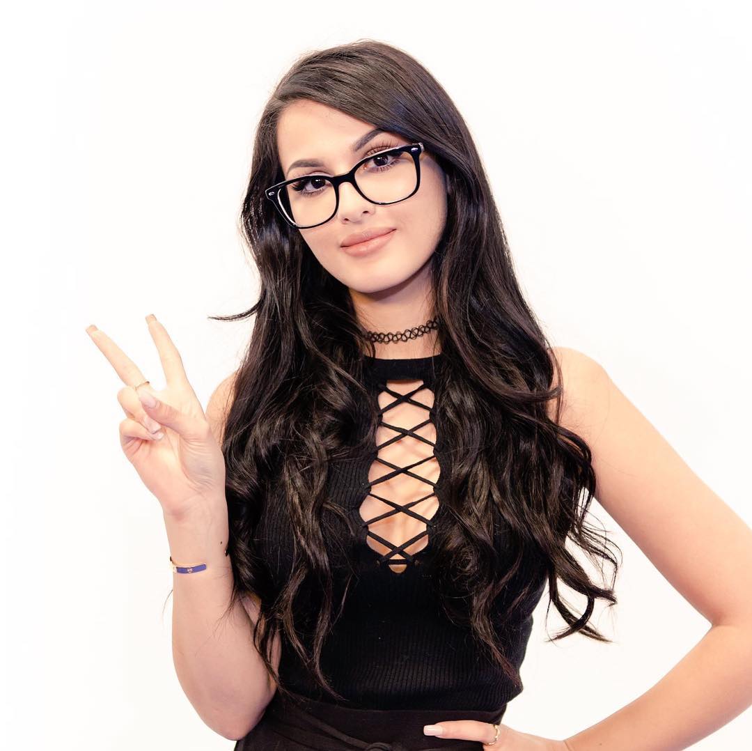 SSSniperWolf слив горячих фото и голая