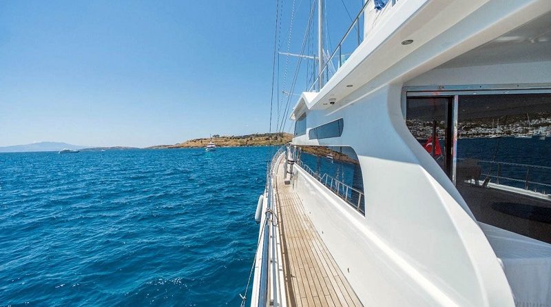 Как начать путешествовать на яхте в Турции и какие доступны варианты