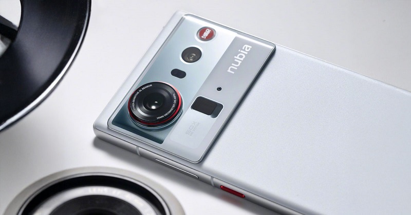 Nubia Z80 Ultra - смартфон который взлетел на вершину рейтинга AnTuTu