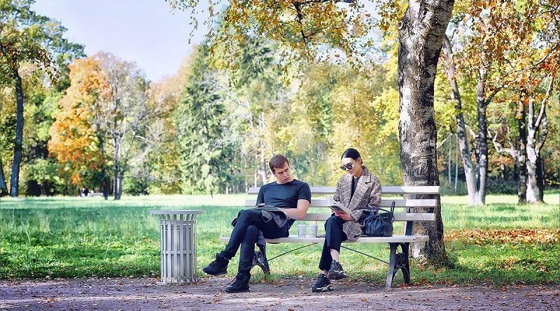 Как взрослые люди пытаются “разобраться в жизни”